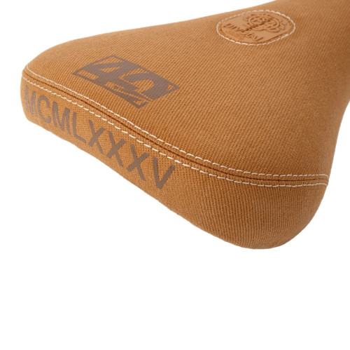 Sedlo Odyssey 40TH FAT Pivotal Brown