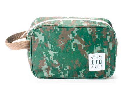 United DAY Travel Bag Digital Camo
